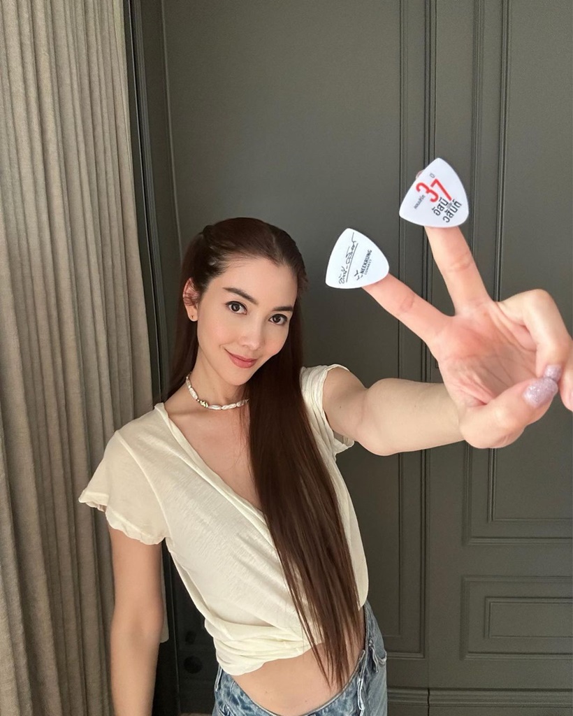 วุ้นเส้น วิริฒิพา