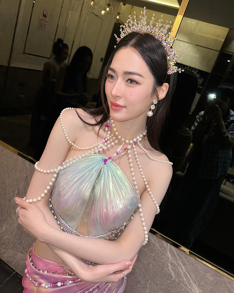 คิง เพาเวอร์ จัดพาเหรดสุดอลังรับสงกรานต์ หลิง ออม 