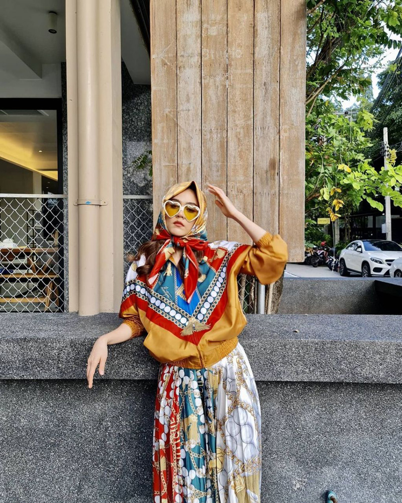 ชมพู่ อารยา