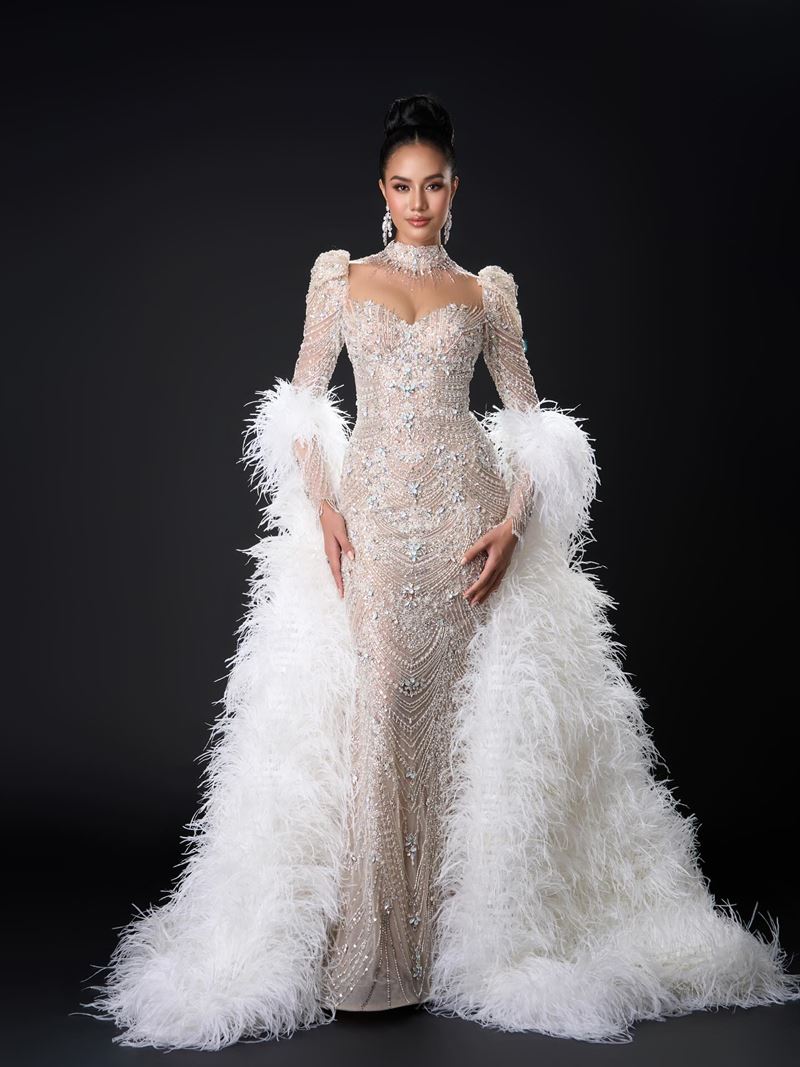 โอปอล สุชาตา