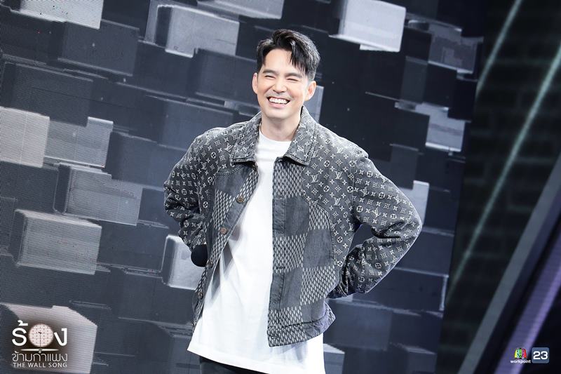 ร้องข้ามกำแพง บีม โดนัท