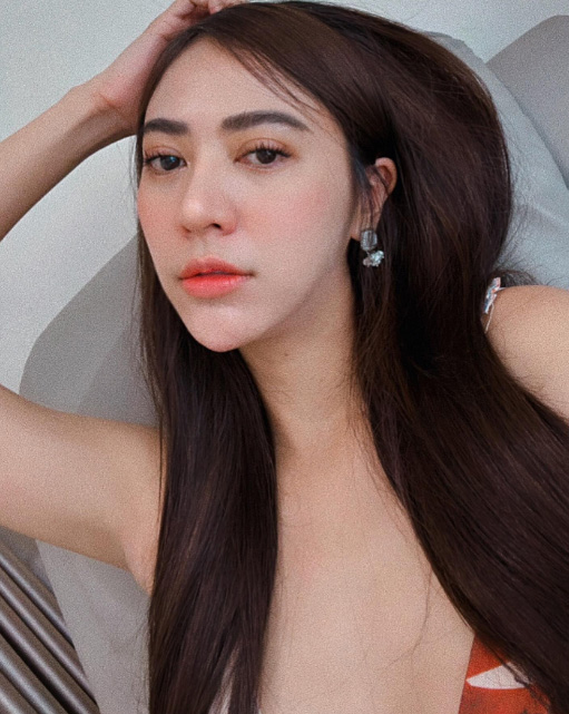 น้ำหวาน เดอะเฟส ประวัติ