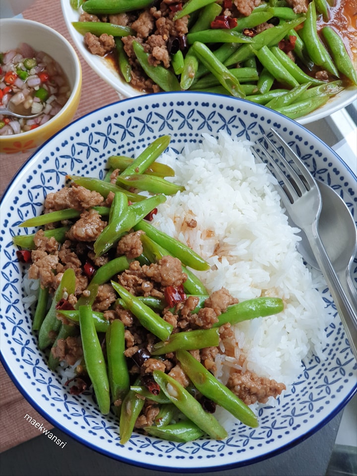 ผัดถั่วแขก