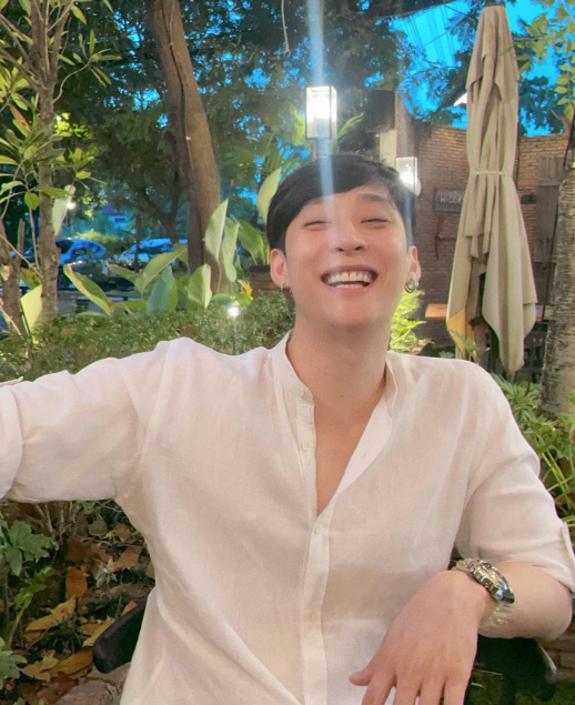 ภวิน ธนิก ประวัติ