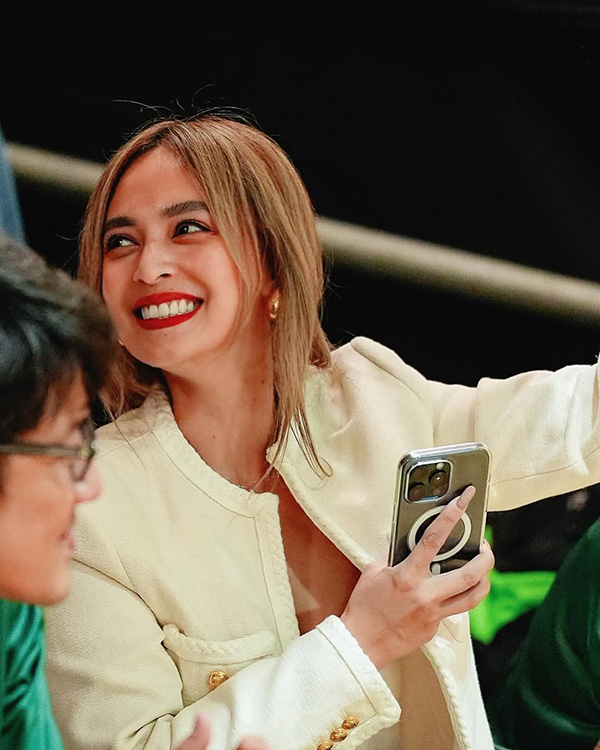 นานา ไรบีนา ประวัติ