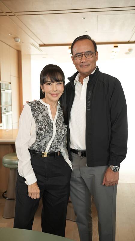 ตั๊ก มยุรา - หนุ่ย ธาดา