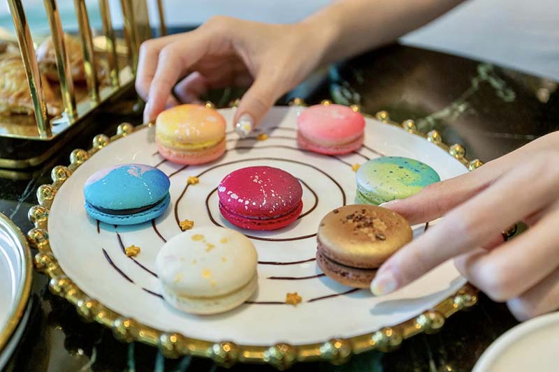 Oort Cloud Tea Room คาเฟ่ธีมอวกาศ