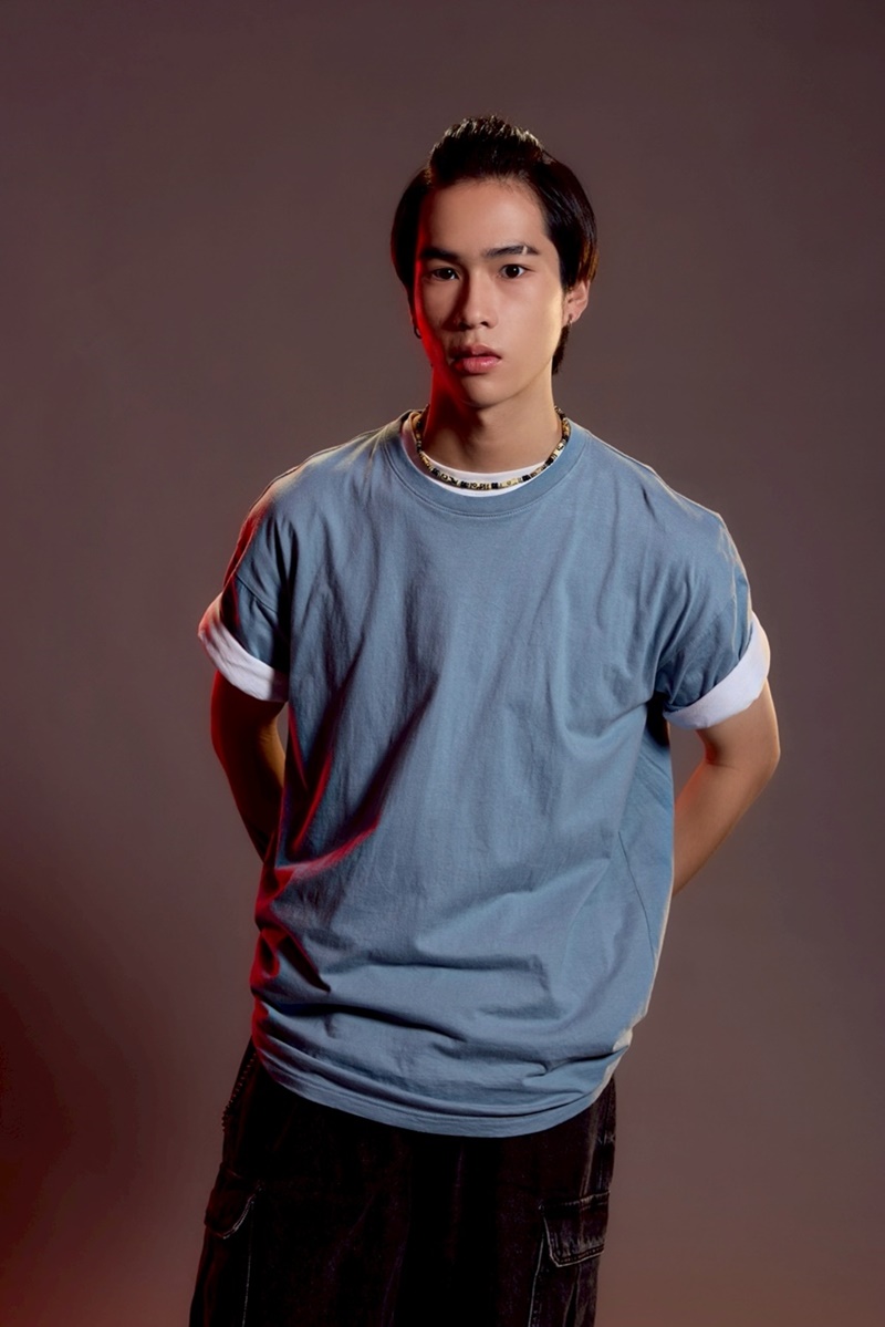 อู นักแสดง WU