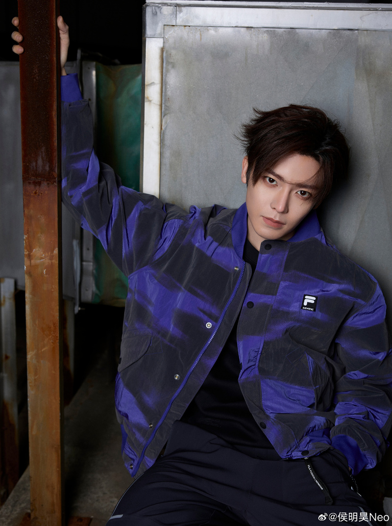 โหวหมิงฮ่าว ประวัติ Houminghao