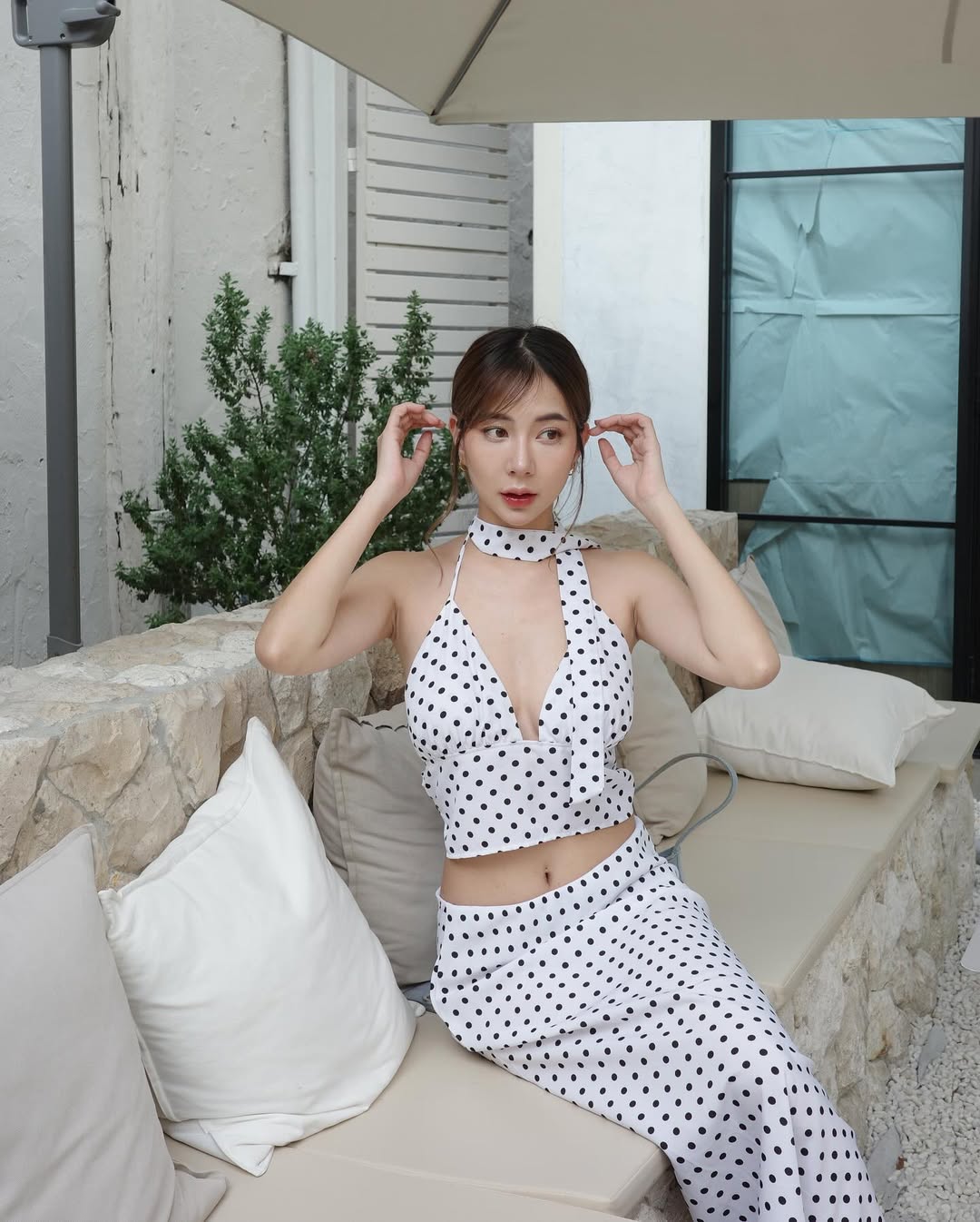 น้ำฝน ปริตา เซ็กซี่เขย่าไอจี กับชุดนุ่งสั้นชวนฝัน