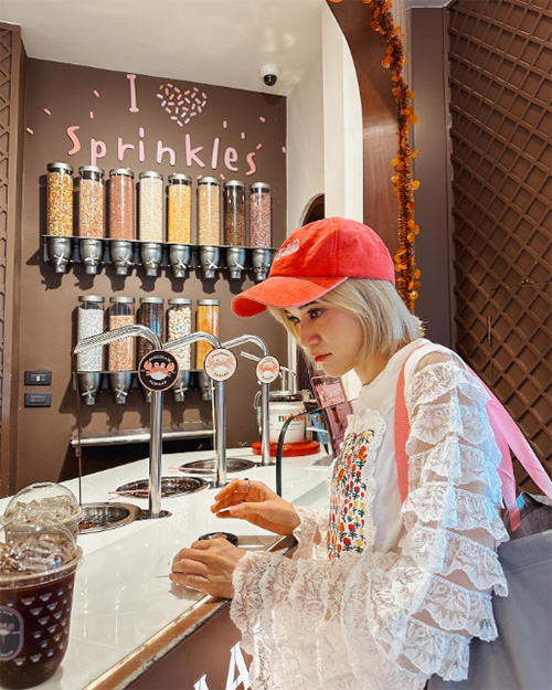 ส้ม มารี แต่งตัววันคริสต์มาส ผู้หญิง