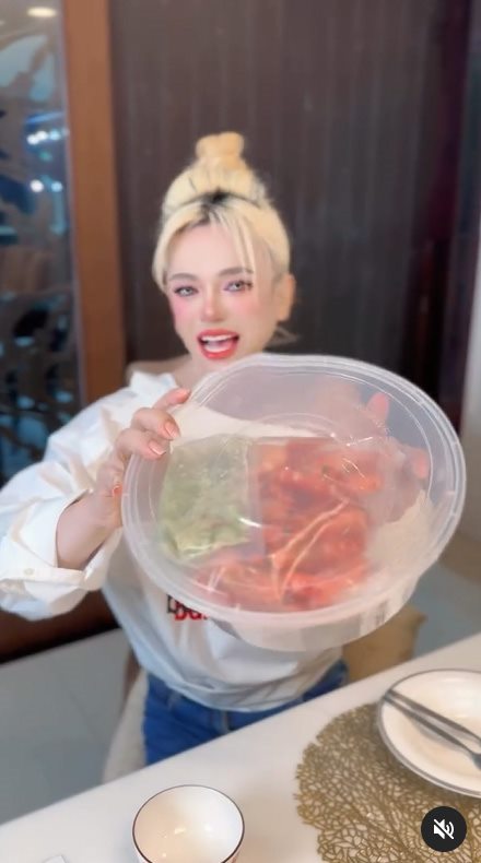 เอ ศุภชัย ขายอาหาร คนรีวิวบอกแพง