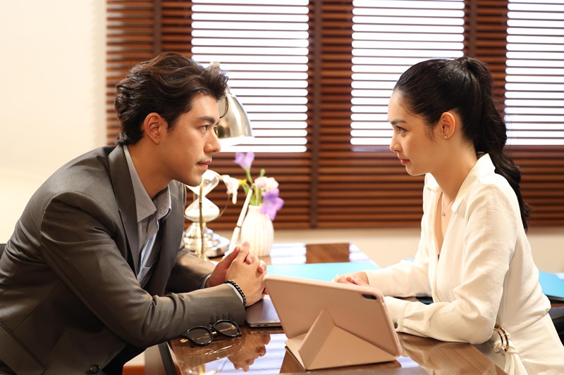 โทษฐานที่รักเธอ นักแสดง