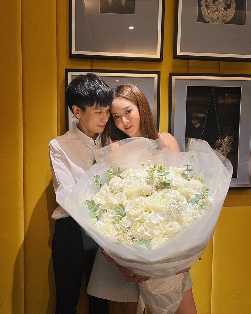 แก้มบุ๋ม