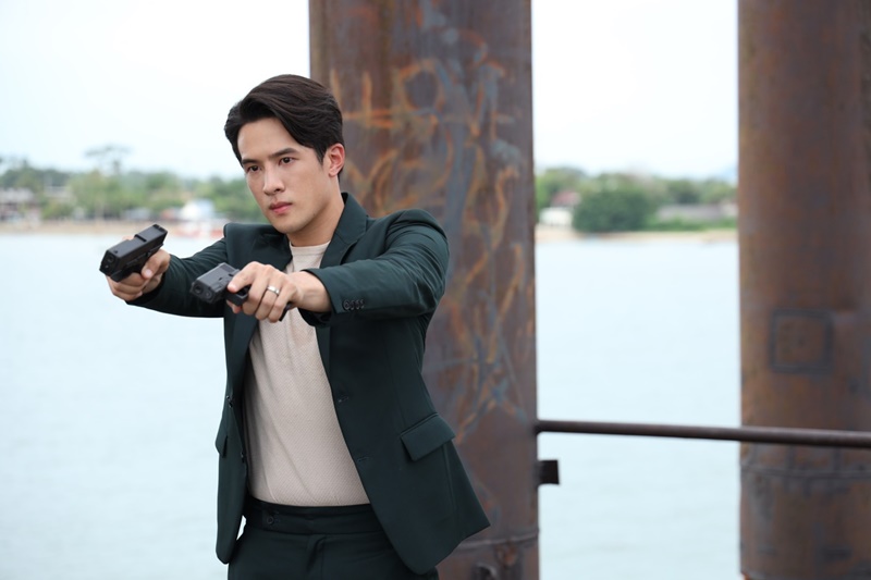 เพราะรัก
