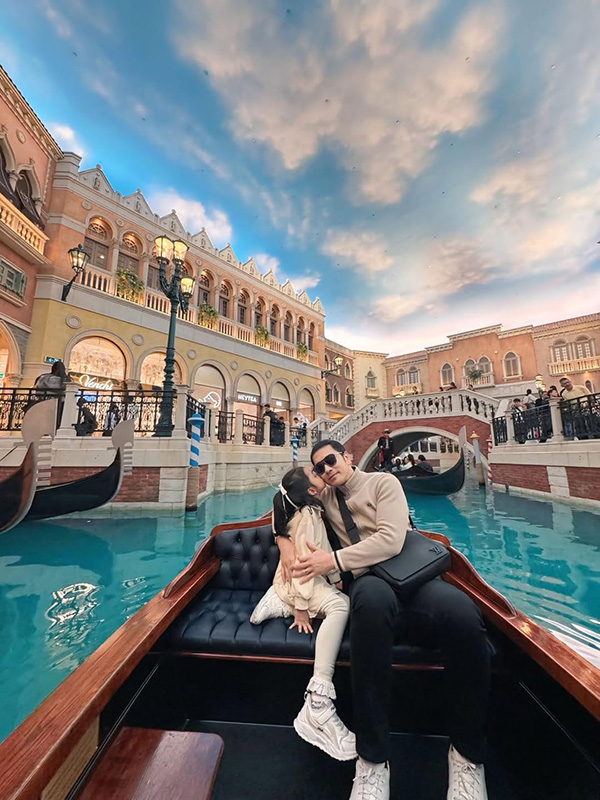 เจมส์ เรืองศักดิ์