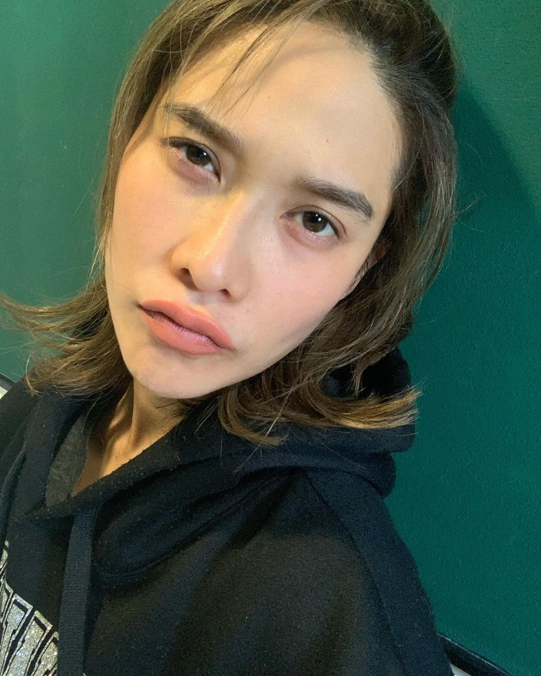 พลอย เฌอมาลย์