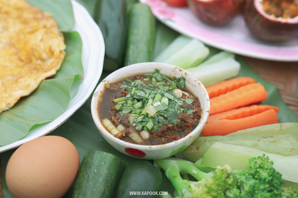 บ้านแม่กลางหลวง