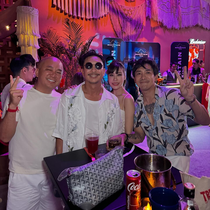 งานแต่ง โจอี้ บอย ควงภรรยาสาว เตย เมษินี 