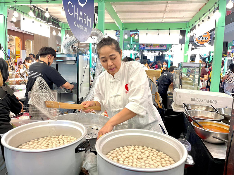 เชฟอ้อย ยุวดี ประวัติ