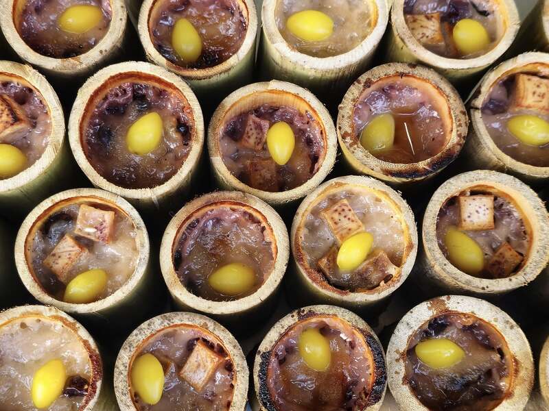 ข้าวหลามแม่นิยม 