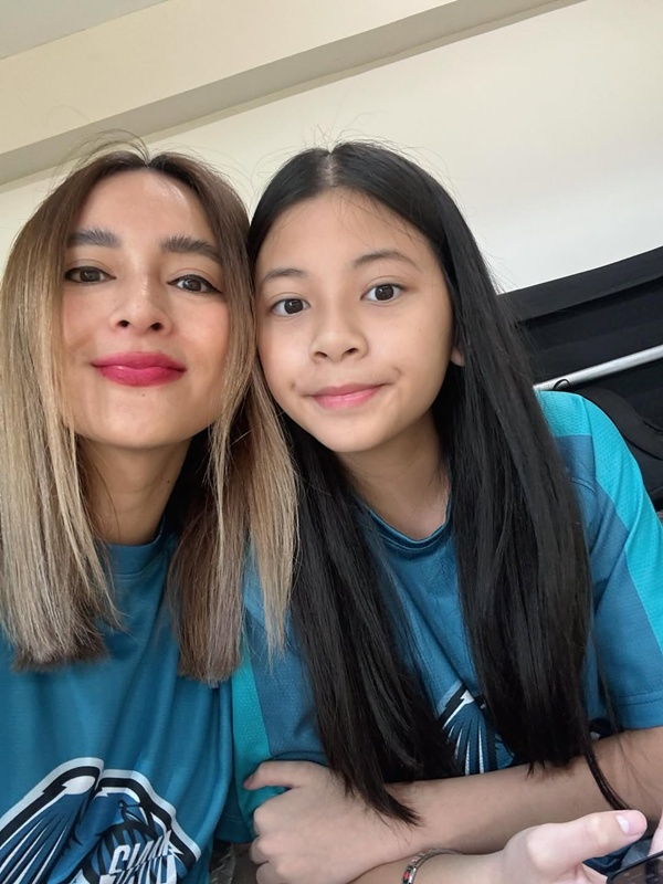 นานา ไรบีนา