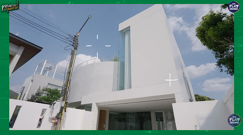 บ้านกอล์ฟ พิชญะ