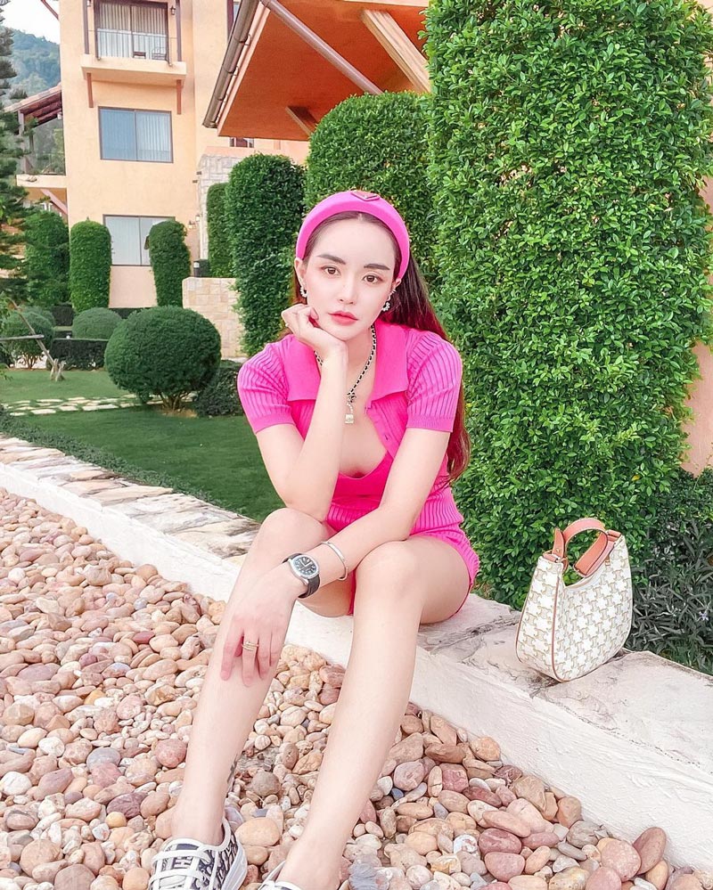 นิวนิว เอวเด้ง