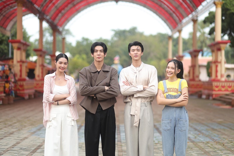 เมื่อตะวันลับฟ้า ก็จะเป็นเวลาของดวงดาว นักแสดง