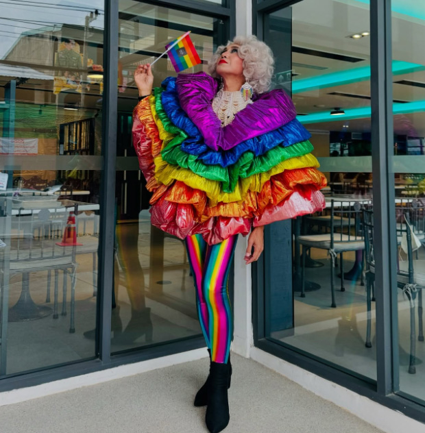 มัม ลาโคนิคส์