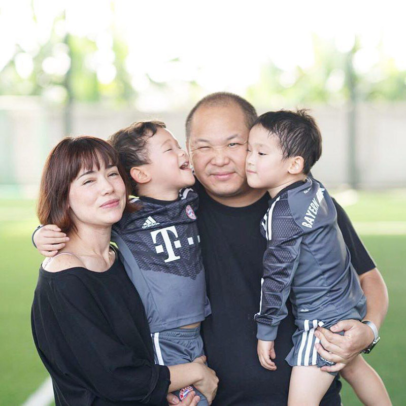 บัวชมพู ฟอร์ด