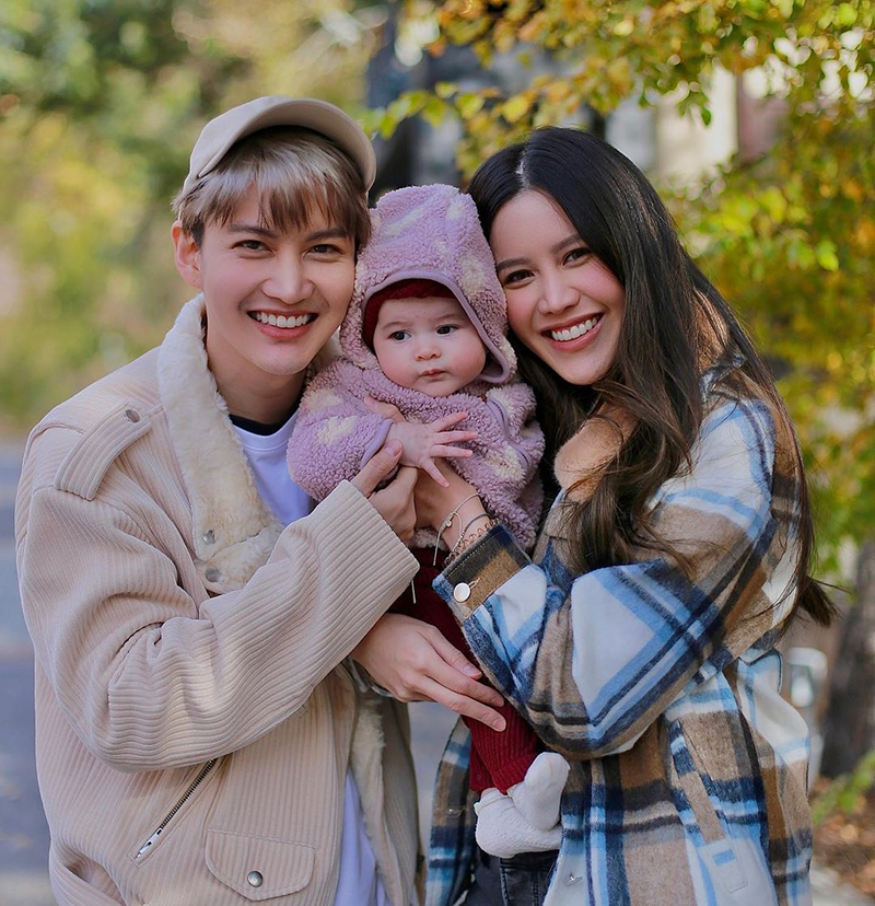 หญิง พลอยชมพู น้องสาวกอล์ฟ ไมค์