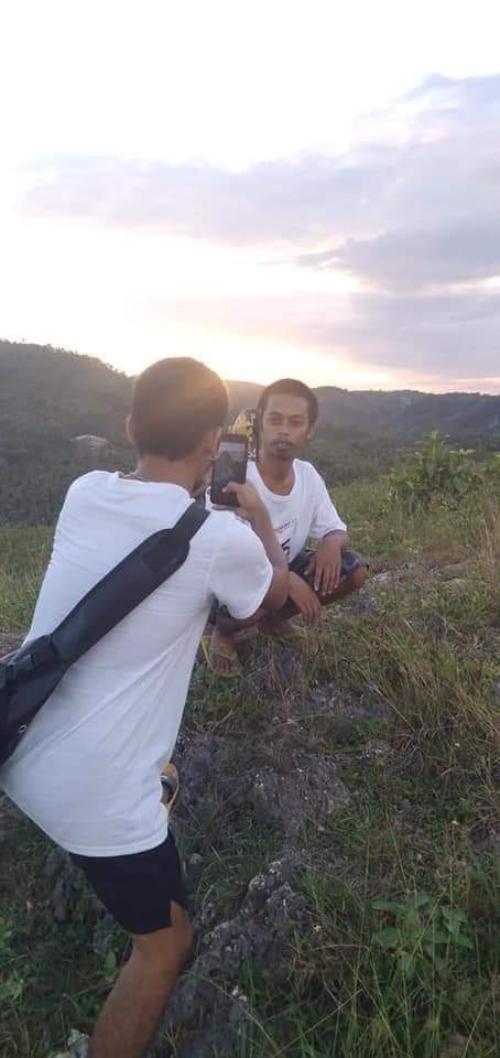 ถ่ายรูปเพื่อนแนวใหม่