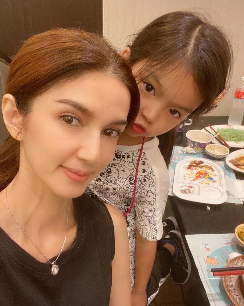 โบว์ แวนด้า