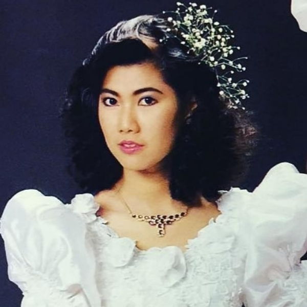 แก้ว อภิรดี