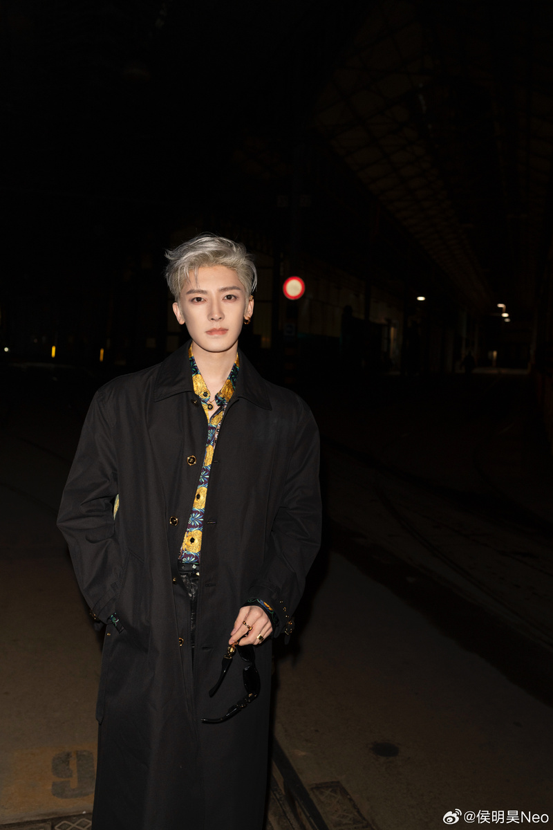 โหวหมิงฮ่าว ประวัติ Houminghao