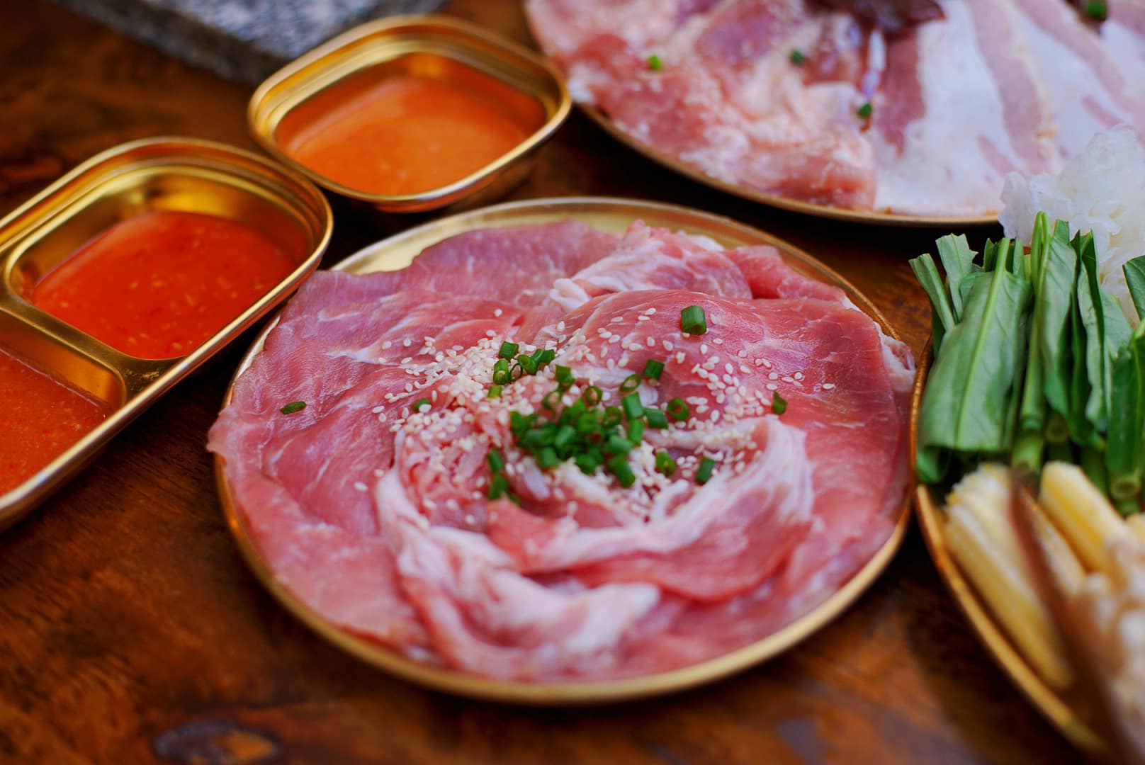 ไม่ว่าง ย่างอยู่