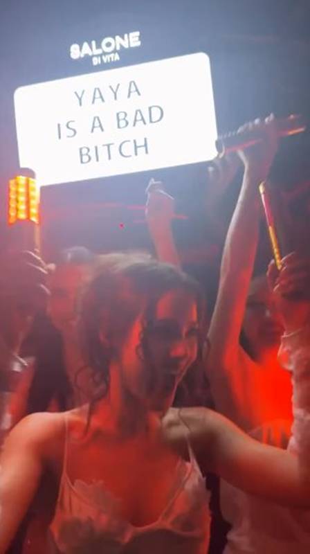 ญาญ่า ปาร์ตี้สละโสด