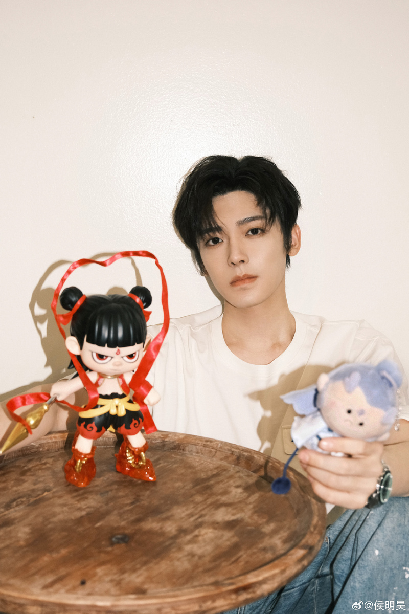 โหวหมิงฮ่าว ประวัติ Houminghao