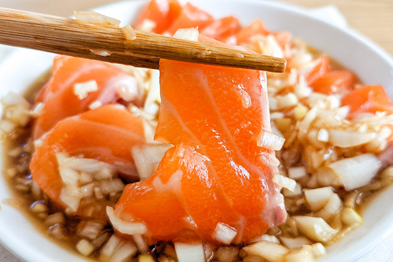 แซลมอนแช่ซอสเมนทซึยุ สูตรเมนูปลาแซลมอน สูตรอาหาร