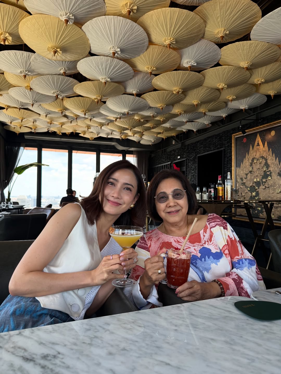 แต้ว ณฐพร ไฮโซณัย และคุณแม่