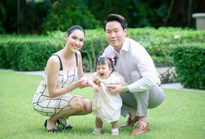 หยาดทิพย์ ราชปาล ประวัติ