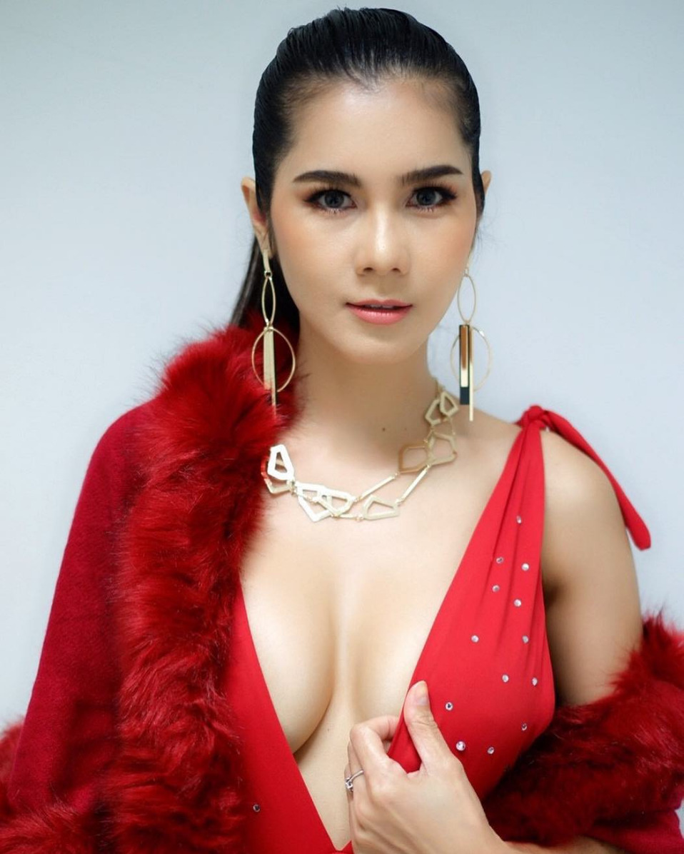 แน๊ต เกศริน