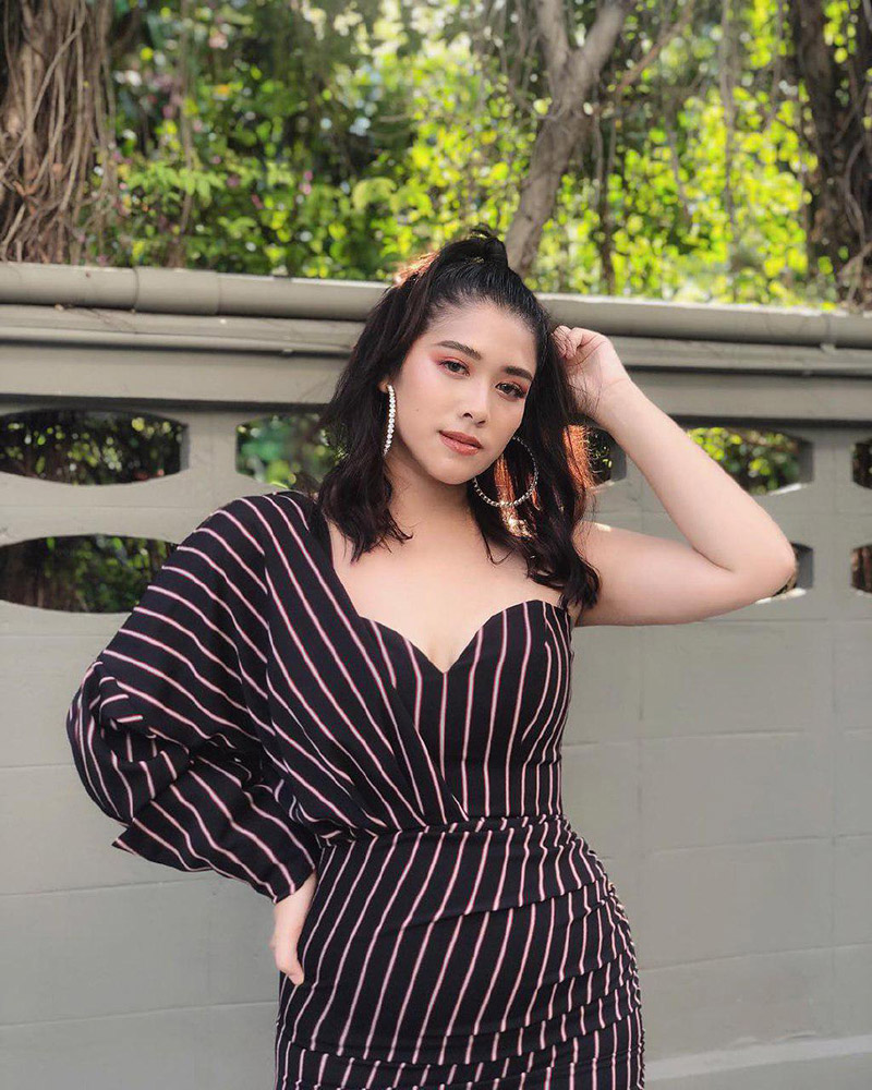 เพ็บ นัยน์ชนก