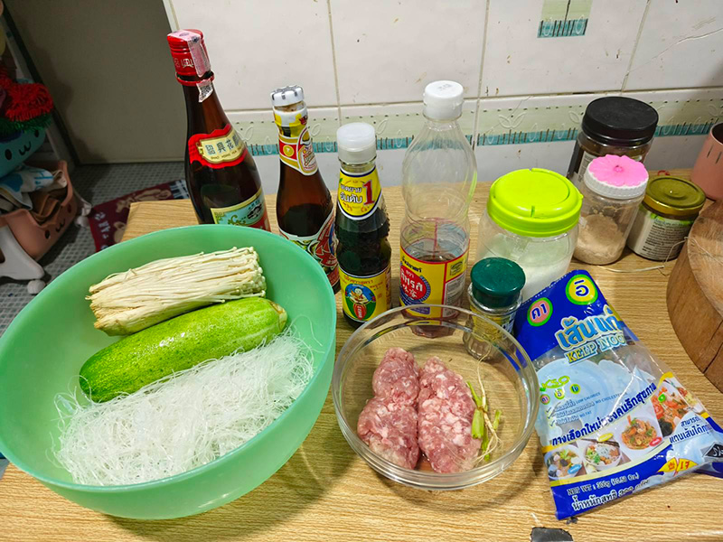 แตงกวายัดไส้ เมนูต้มจืด แกงจืดแตงกวายัดไส้หมูสับ สูตรอาหาร
