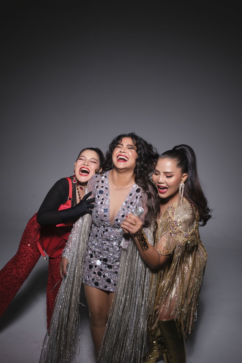 คอนเสิร์ต สามตัวบน