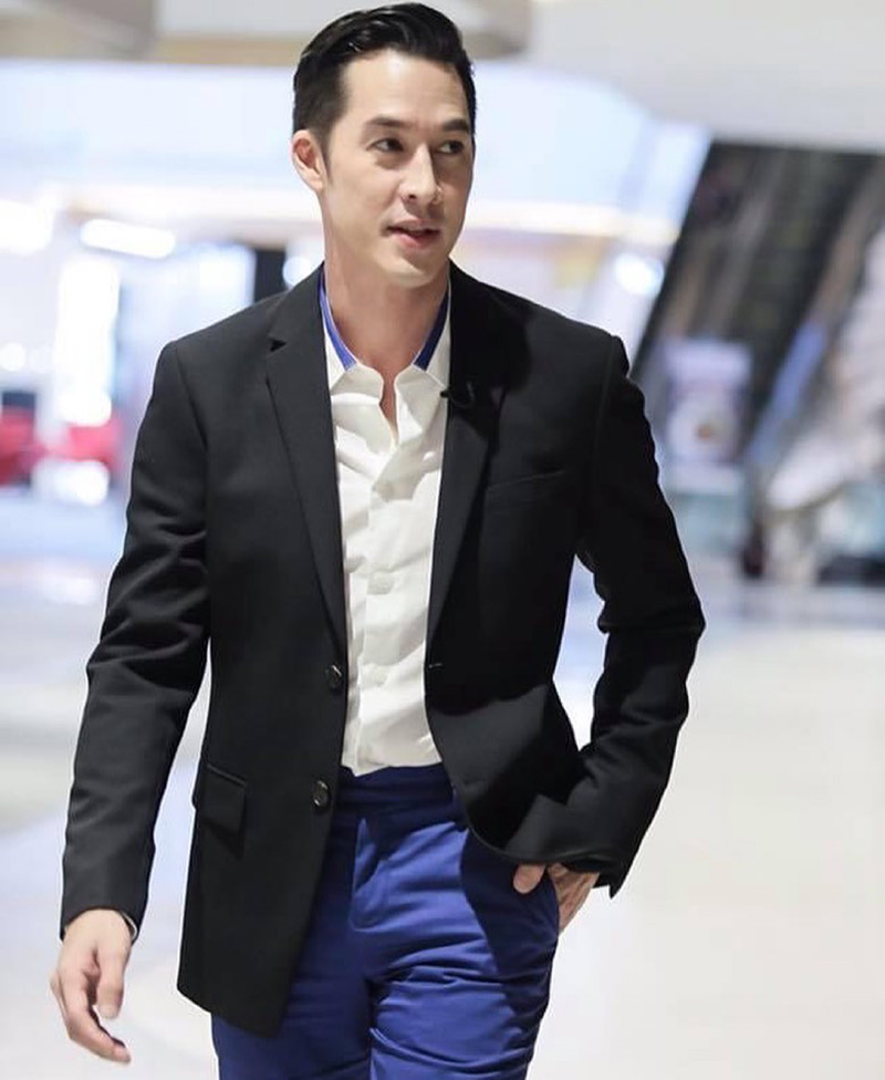 อั๊ต อัษฎา