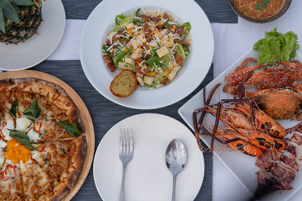 Ennkai Eatery & Bar คาเฟ่เกาะล้าน 