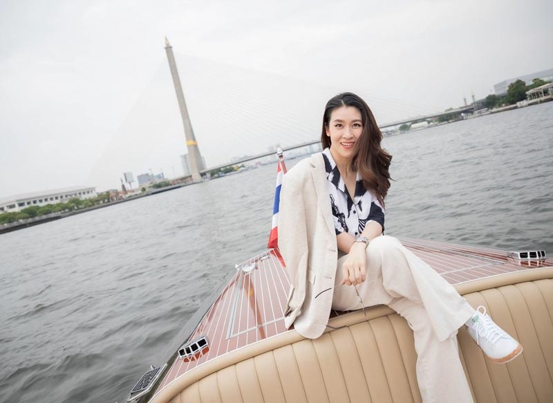 เชียร์ ฑิฆัมพร