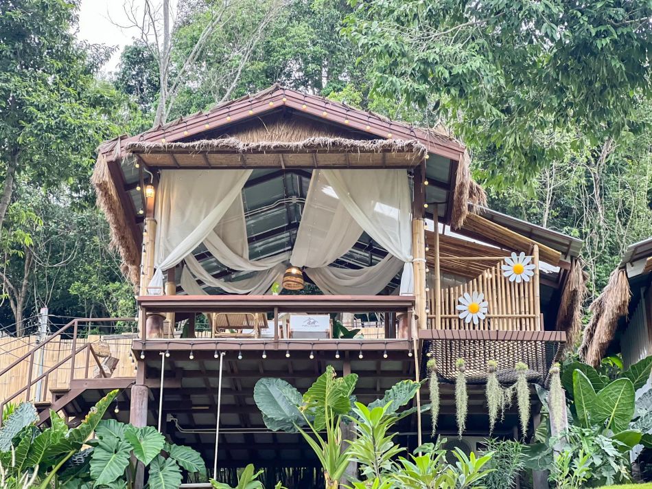 บ้านไร่เขาจันทร์หอม เขาใหญ่